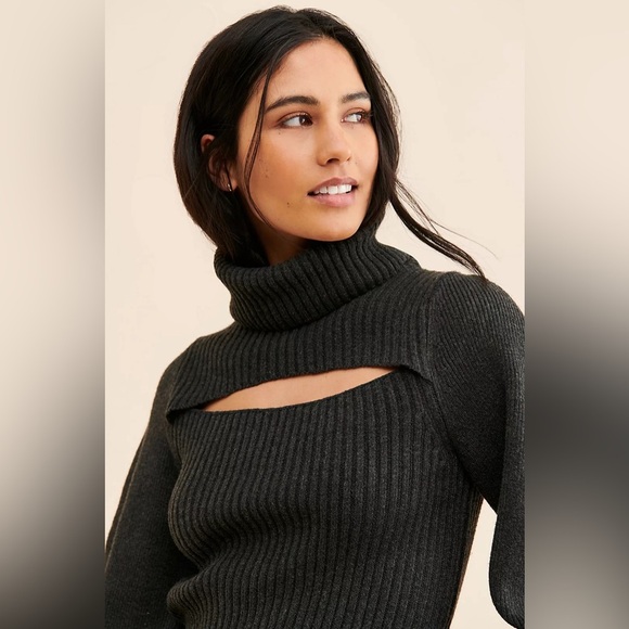 Free People Ariel Cut Out Turtleneck Pullover Sweater Balloon Sleeve Carbon Copy - Picture 3 of 11